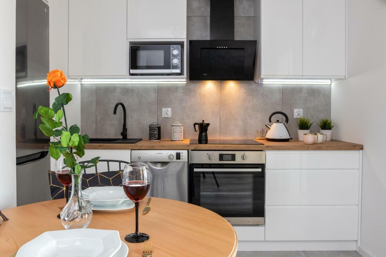 Apartamenty Ul. Marii Konopnickiej Краков Экстерьер фото