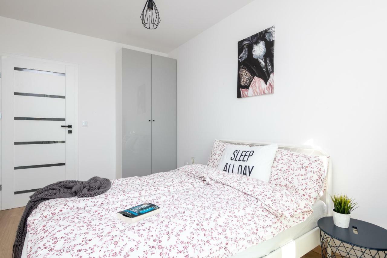 Apartamenty Ul. Marii Konopnickiej Краков Экстерьер фото